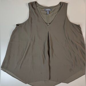 Lisa Rinna Collection Solid Sleeveless Tank Size L Olive A365773 Chiffon Minimal